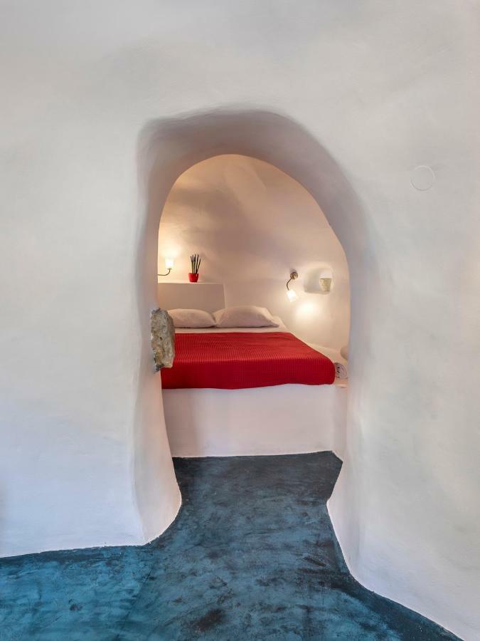 Traditional Farmers Caves Emporio  Eksteriør billede